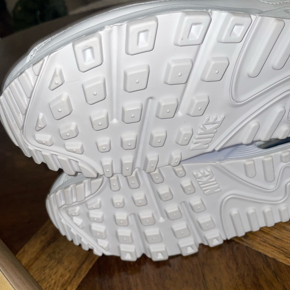 Air Max 90 Women's Size 8 White/Black - Picture 8 of 10
